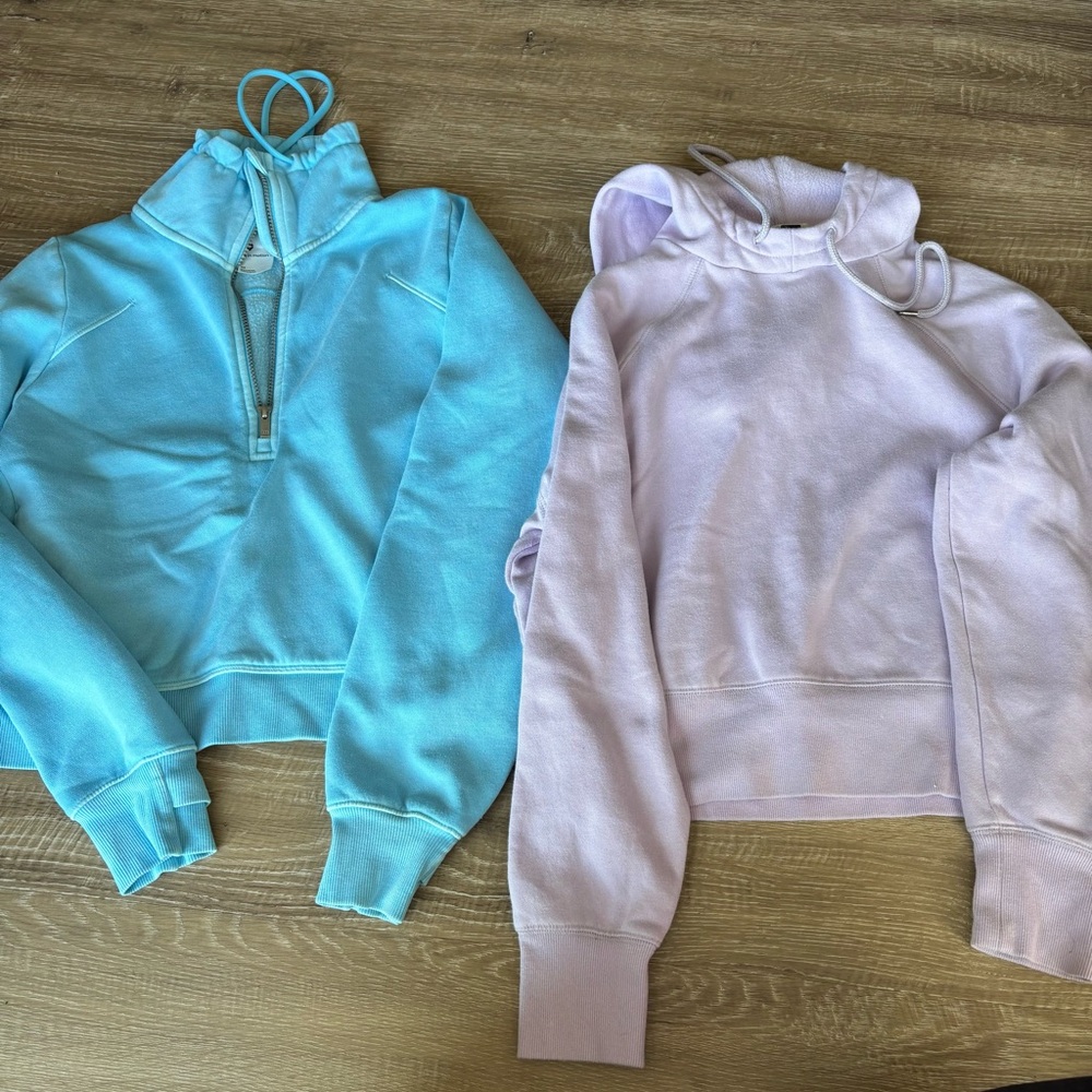 Cropped Pullover Hoodies in Aqua and Lavender